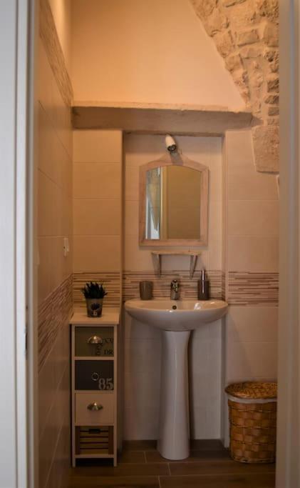 Suite Pasqa Ceglie Messapica Exterior photo